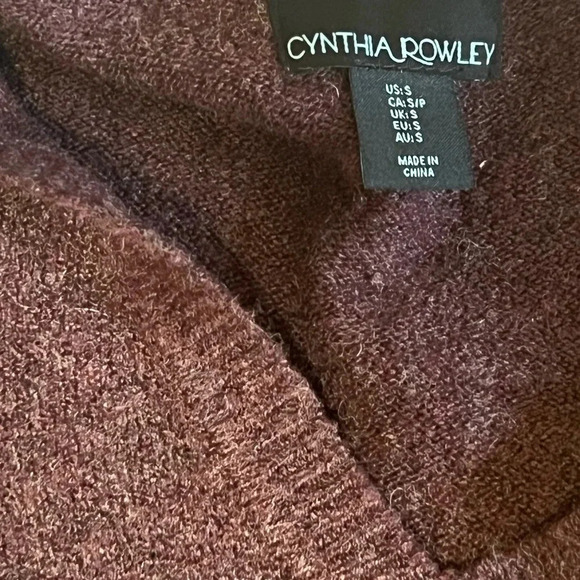 Cynthia Rowley Women's Purple Sweater with Side Slits Size S - Picture 6 of 12